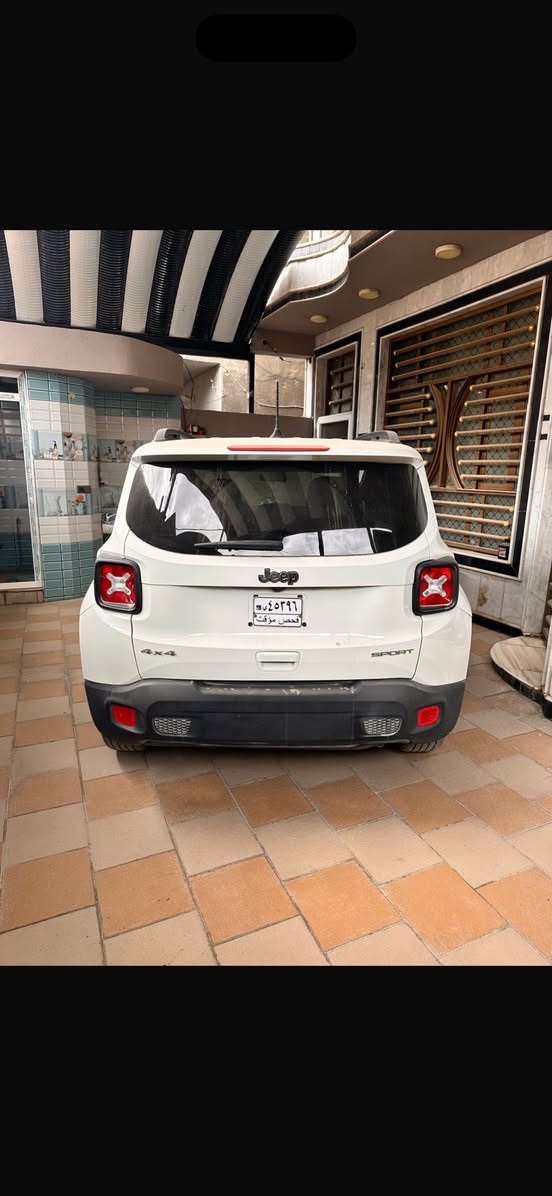 للبيع جيب رينجيد 2022 ماشية 24 بدون رقم ترقم أي محافظة السعر / 120 بدون ارباك صورة الحادث مع الصور للاستفسار ***********
