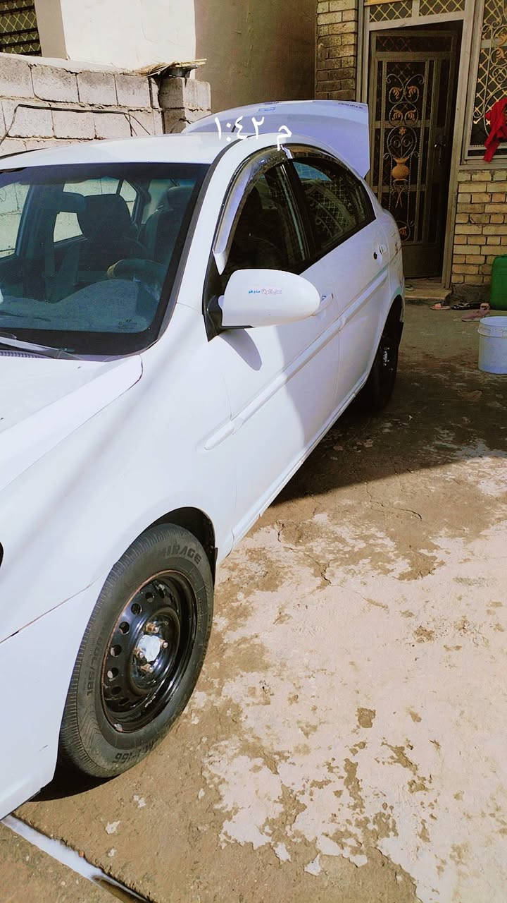 السلام عليكم من رخصة الادمن سيارة اكسنت موديل 8 أمريكي حادثهة موضح بالمنشور گير ومكينة مفتوحات تدفئة تبريد شغال مال جناي كل نقص مابيهة سعر 77ورقه قفل السيارة باسمي تحويل ثاني يوم رقمي ***********
