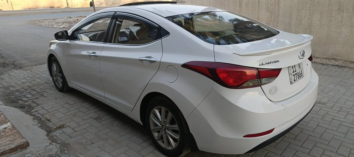 سلام عليكم النترا خليجي 2015 ماشية 100 الف سيارة فول عده البصمه مكينة وكير مامفتوحات تبريد شغال سونار موجود بصور مكانهه بغداد سعر 127 بيهه مجال بسيط ***********
