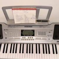 اورك بيانو • استعمال قليل • مع ستاند