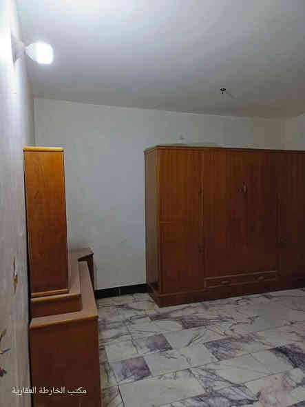 دار للأيجٓــــــــــار
فـٓــــي الكـــــرامــــة خلـــــف مجمـــــع الضـــــــامــــن قــــــرب الملعـــــب
~~~~~~~~~~~
مســــــاحـــــة 350م
~~~~~~~~~~~
#الطابــــــــــــــق #الأرضـــــــــــــي
غــــــرفتيـــــن وصالــــــــــة وهـــــــــــــول ومطــــــــــبخ ومجمــــــــــع صحـــــــــــيات داخليـــــة وخــــــارجيــــة وحــــــديقــــــة وكـــــــراج  وطــــــارمـــــة ....
#الطابــــــــــــــق #الثانـــــــــــــي
غرفتـــــــــــين وغـــــرفـــــة مخــــــــزن مــع مجمـــع صحــي وهـــــــــــــول وبيتــــــونـــــة كبيـــــرة وسطحيـــــن .....
~~~~~~~~~~
         💸  قيمـــــــة الأيجــــــار 650 الـــف نهـــائـــي  💸
~~~~~~~~~~
#مكتـــــــــب
             🏗️🧱ألخـــــــارطـــــه العقــــــاريـــــة🧱🏗️
#الكائــــــــــن 
_____________________________________________
  فـــي ⇩ حـــي_الطيــــاره_شـــارع_25_الـــرئيســـي_قـــرب
_المــــدرس_حسيـــن_طيــــاره

*********** علي الزبيدي 📲
