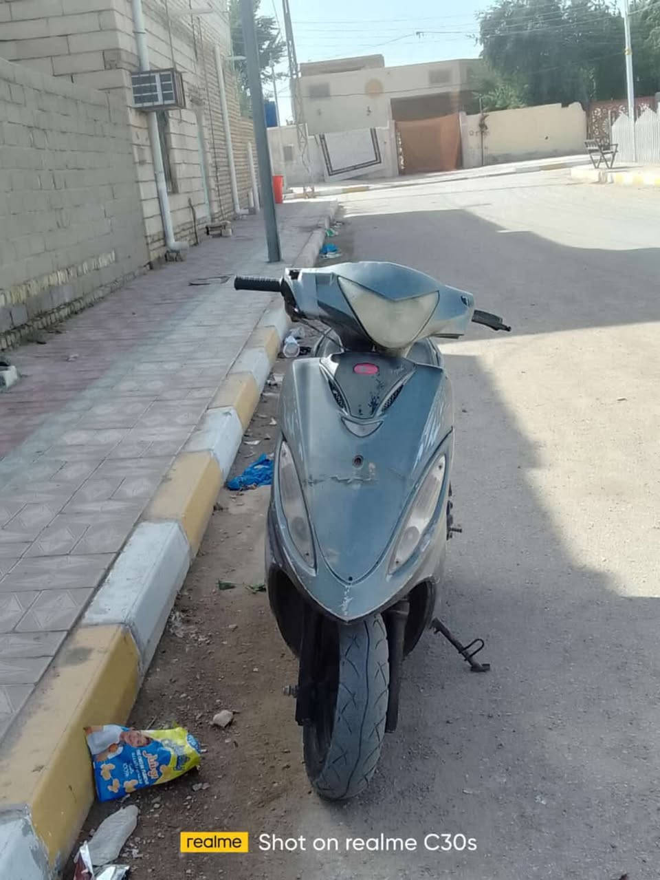 دراجع للبيع مكان ناصريه  مامفتوحه سبب البيعه محتاج افلوس دراجه كامله كهربائيات شغاله سعر 300
متواجد فقط وتساب واتصال ***********
