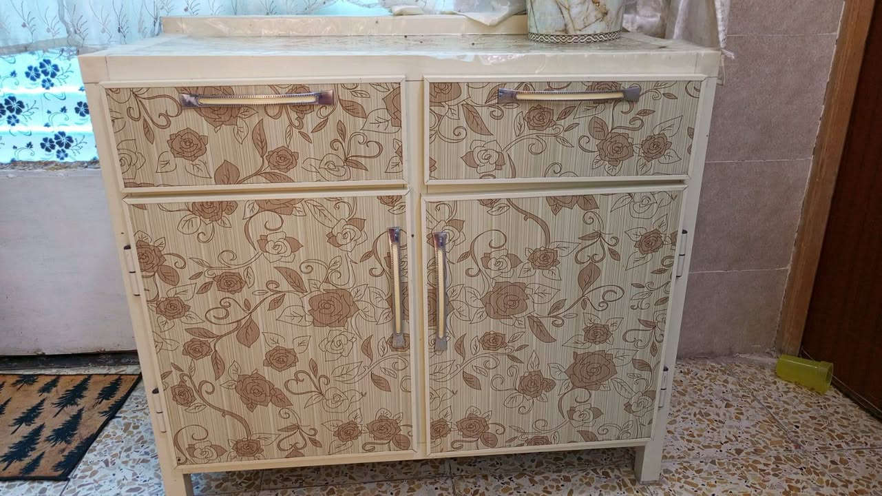 كاونتر مستعمل المنيوم نظيف ٣ قطع مكاني بالشعب الثعالبه


**إذا كنت صاحب هذا الإعلان وتريد حذفه لأي سبب، رجاءا أرسل رسالة إلى الدعم الفني**