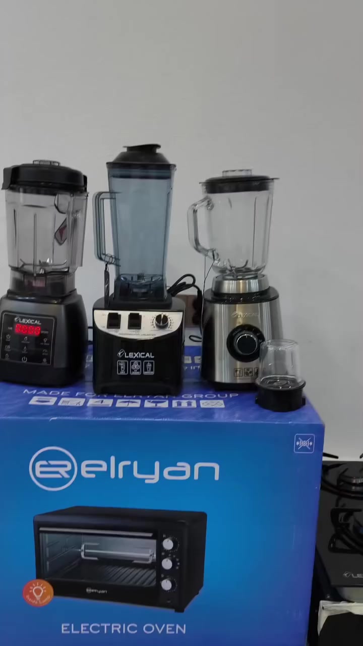 #سبالت #اعادة_النشر🔃 #العراق 
رقم تواصل ***********
1​العلامة التجارية: Lexical (Professional Unlimited).
​الموديل: LBL-1509.
​القوة الكهربائية: 600 وات (600W).
​الوظائف: خلاط 2 في 1 (خلاط للفواكه + مطحنة للحبوب والقهوة).
​المميزات والملحقات
​الوعاء الرئيسي: سعة 1.5 لتر مصنوع من الزجاج المقاوم (Glass Jar)، وهو أفضل للصحة وأسهل في التنظيف من البلاستيك.
​المطحنة: مرفق معه مطحنة صغيرة مخصصة للقهوة، البهارات، أو المكسرات.
​نظام الشفرات: مزود بـ 6 شفرات من الفولاذ المقاوم للصدأ (6 Cutting Blades) لضمان خلط أسرع ونتائج أنعم.
​تكسير الثلج: الجهاز يدعم خاصية Ice Crush (تكسير الثلج) بفضل قوة الموتور وجودة الشفرات.
​الموتور: الموتور مصنوع من النحاس (Copper Motor)، مما يعطيه عمراً أطول وتحملاً أكبر للحرارة والعمل المستمر.
​التحكم: يحتوي على مفتاح دائري للتحكم بالسرعات مع خاصية Pulse (التشغيل المتقطع/النبضي
2هذا الجهاز هو خلاط كهربائي من ماركة Lexical (ليكسيكال)، وهو مصمم للاستخدام الشاق (Professional). إليك أبرز المواصفات
​المواصفات الفنية:
​الموديل: LBL-1512.
​القوة الكهربائية: 1200 واط (1200W)، وهي قوة عالية تجعله مناسباً لخلط المواد الصلبة والثلج.
​السعة: 2 لتر (2L)، مما يسمح بتحضير كميات عائلية كبيرة.
​التحكم بالسرعة: يحتوي على مفتاح دائري (Dail) للتحكم بالسرعات المتعددة، بالإضافة إلى أزرار للتشغيل والإيقاف وخيار النبض (Pulse).
​المميزات الرئيسية:
​سحق الثلج (Ice Crusher): محرك قوي وشفرات مصممة لتفتيت الثلج بسهولة.
​متعدد الوظائف: مخصص لتحضير العصائر الطبيعية (Juice)، السموذي (Smoothie)، وخلط الأطعمة المختلفة.
​الجودة: العبوة تشير إلى أنه "أصلي" (Original) مع وجود
3​العلامة التجارية: Lexical (ليكسيكال).
​رقم الموديل: LBL-1590.
​القدرة الكهربائية: 2000 واط (W)، وهي قدرة عالية جداً تجعله مناسباً للأعمال الشاقة.
​السعة: 2 لتر (ظاهرة في أعلى يسار العبوة).
​المميزات التقنية
​لوحة التحكم: مزود بلوحة تحكم رقمية مع شاشة عرض (LED) تظهر الوقت والإعدادات.
​وظائف مبرمجة مسبقاً: يحتوي على أزرار مخصصة لعدة مهام منها:
​Smoothie: لتحضير العصائر الكثيفة.
​Ice Crush: تكسير الثلج بفعالية بفضل قوة المحرك.
​Grinder: يمكن استخدامه كمطحنة للمواد الصلبة.
​السرعة: تحكم إلكتروني في السرعات مع خاصية النبض (Pulse).
​الحماية: مزود بنظام حماية من ارتفاع درجة الحرارة (Overheat Protection) لضمان عمر أطول للمحرك.
