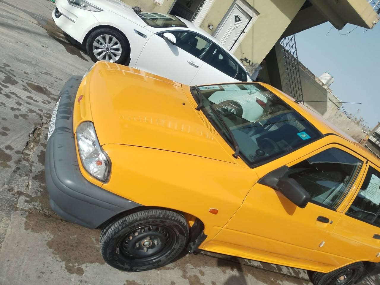 سلام عليكم سايبه موديل ٢٠٢٥
سياره جاهزا حداديه جديده
تخم تاير صار سبوع من شاد
سياره ماشيه ٥٣ حقيقي  المكان الديواينه
ماناقصها اي شي السعر ٧٧ ما تشتري لا تعلق
***********
