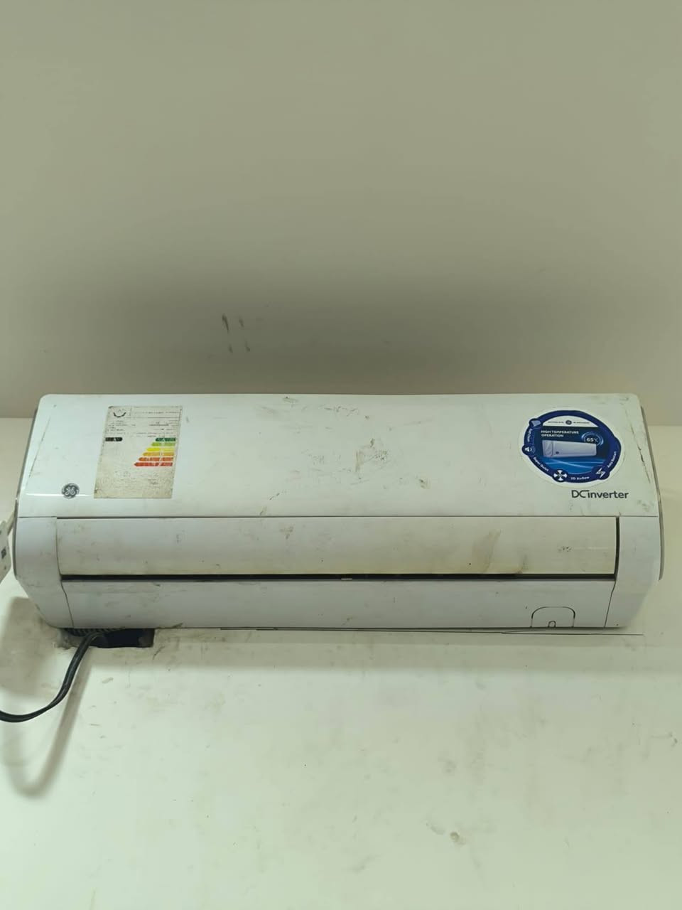 ***********4سلام عليكم اخوان عندي سبلت واحد طن انفيتر نوع السبلت ج  السعر 100 والله خير من الله تبريد مالته وعلى الفحص اي شي بيه مرجوع وامانه الله جديد ماخذه هذا الموسم بس متوازي على بيع مالته
