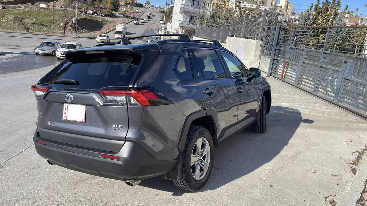 للبيع تويوتا راف فور Toyota RAV4 2023 XLE ✅

تويوتا راف فور XLE 
موديل 2023

حجم المحرك 4 سلندر  ٢.٥
المواصفات :
Awd
صلايت
صندوق كهرباء 
بصمة ابواب
بصمة تشغيل
الشاشة الجبيره 
تحديد مسار 
رادار أمامي(تحديد مسار)
رادار جانبي (نقاط عمياء) على المري 
رادار خلفي(التحذير من الاصطدام)
تحكم وضعيات القيادة Drive Modes 
ابل كار بلي بلوتوث بدون وياير
اوتو ستارت (Auto start)
اوتو ستوب(Auto Stop)
هاند بريك بصمة
اوتو هولد(Auto Hold) 
تحكم وضعيات القيادة,ECO,NORMAL,SPORT  
تحكمات استيرن 
وبقية المواصفات المعروفة
بدون صبخ
***********

سعر ٢٢٨ ورقه
