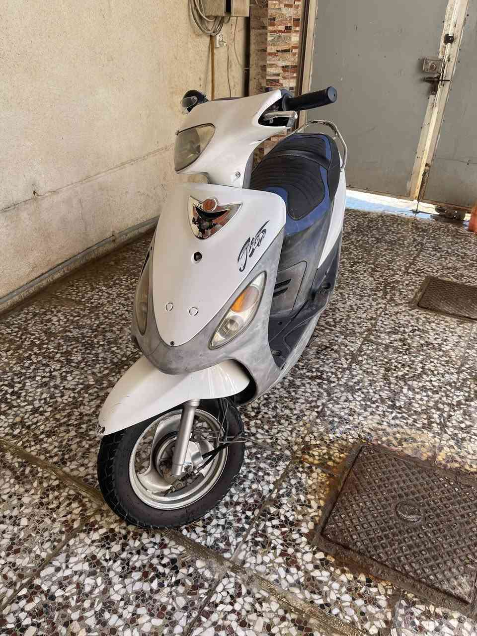 سلام عليكم
دراجه ماكس منغولي
مكفوله كفاله عامه 
كفرات تجاري بس
كلشي شغال وبلادي 
سعر ٦٠٠ بيها مجال للشراي


**إذا كنت صاحب هذا الإعلان وتريد حذفه لأي سبب، رجاءا أرسل رسالة إلى الدعم الفني**