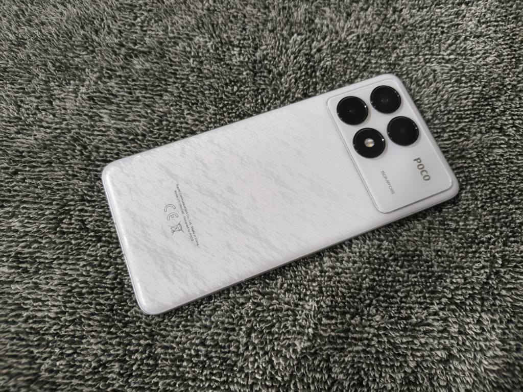 بوكو F6 برو
ذاكرة 1 تيرا 
نظافة 100%
فقط جهاز و شاحنه 
السعر 465
*********** بغداد, العراق
