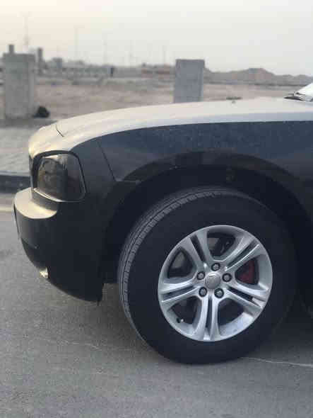 دوج جاجر موديل2010رقم بصره دولي سنويه بسمي السياره تحويل ثاني يوم مكينه 3500كير مكينة حدادية تخم تاير تبريد ثلج سيارة جاهزه لايت زنون اصفر كشنات جلد شاشه جبيره بيه الهلالات الخلفيه صبغ والباقي كفاله عامه من صبغ ومن ضربه ومن تبديل  ولعيب الشرعي والسياره استخدام شخصي مامشتغله عل خط ترايك وين مايعجبك عنوان السيارة واسط قضاء الحي استفسار ***********
