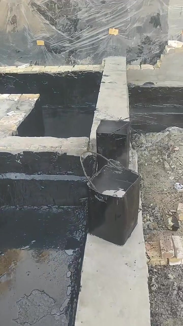 نقوم بجميع أعمال العزل المائي للأسطح باستخدام أفضل أنواع الزفت وبدقة عالية، مع ضمان الحماية الكاملة من الرطوبة وباحترافية. نقدم أسعاراً مناسبة جداً. للاستفسار، يرجى الاتصال أو مراسلة الأرقام التالية: *********** - *********** - 0774 243 0295
