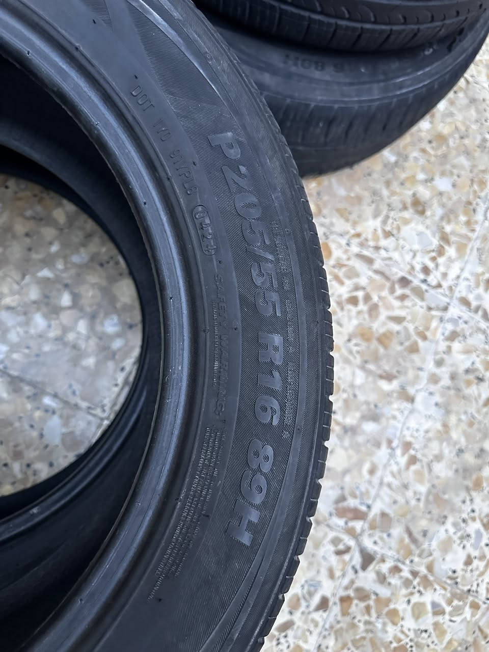 تايرات حجم 16 / 55 / 205  
انتاج 2024 المنشأ كوري 
نظافة 70‎%‎ السعر 100 وبي مجال 
العنوان بغداد - الشعب 
للاستفسار ***********
