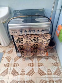 طباخ • باب مكسور • قابل تفاوض