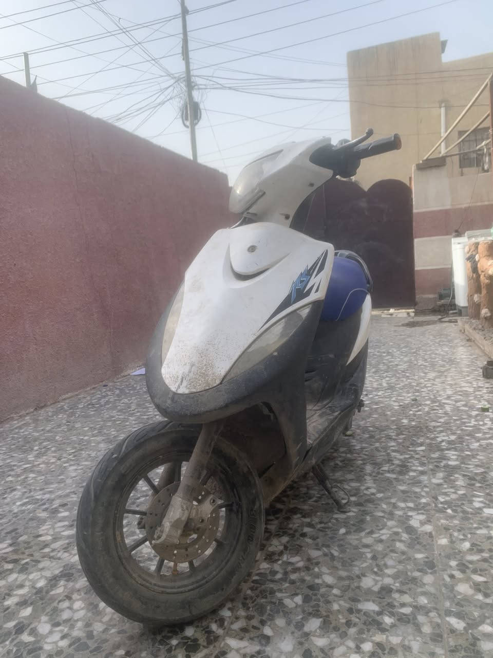 شباب دراجه تاركه يرادله ترتيب خارجي مكينته تخبل شلعه ومعدل سلف شغال سعر400 مكاني زعفرانيه جسر ديالى ***********
