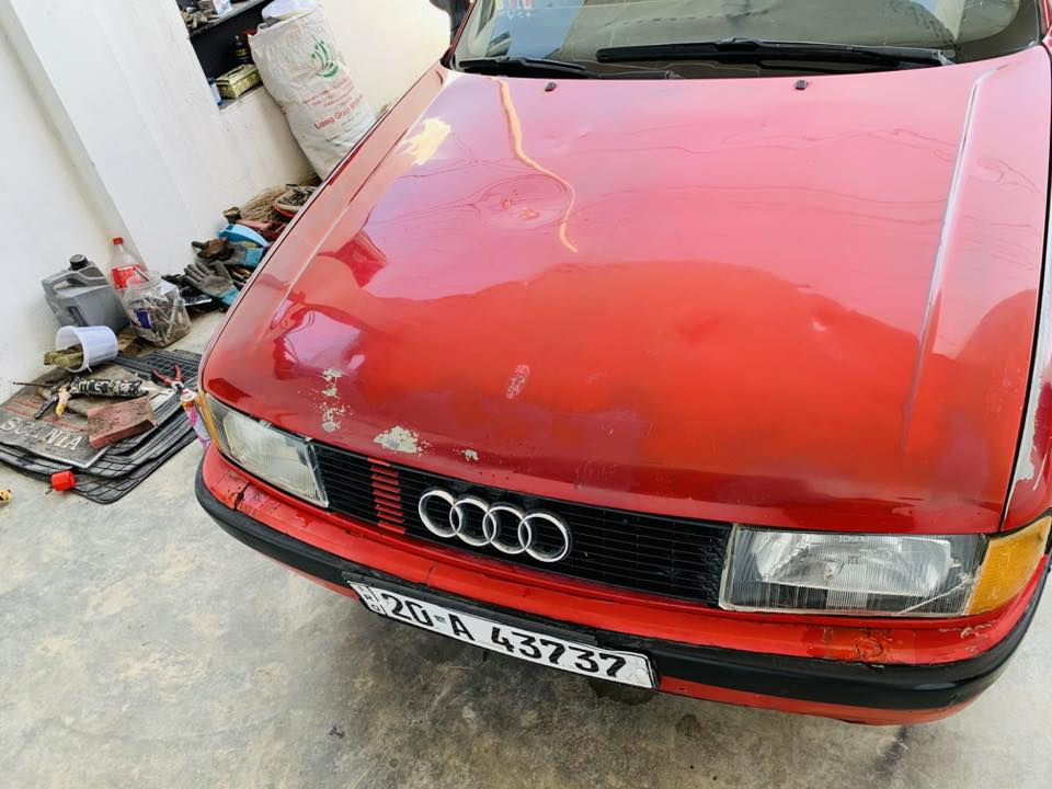 سلام عليكم للبيع اودي موديل 1993سياره مابيها لاصبغ ولا معجون سنويه مشروع وطني رقم ديالى دولي لل 2030دفتر بانزين بيها سياره جاهزه من كل النواحي محرك كير شرط السعر 28بيها مجال الشراي يخابر عل رقم ***********
