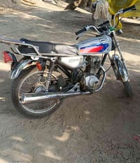 دراجه اربعه كير للبيع كلك مكفوله من السرقه      07872005461