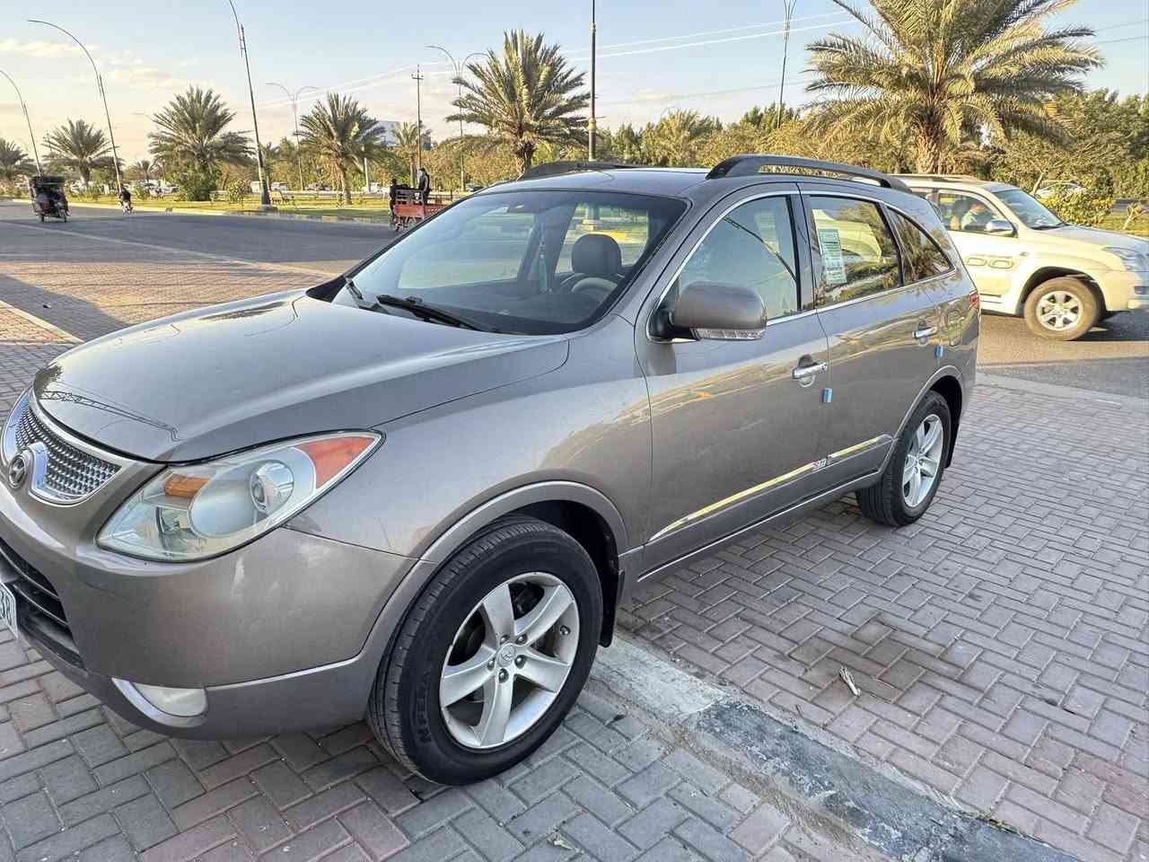 السلام عليكم فيراكروز 2011كلين كفاله عامه من كلشي
بيه بارد بسيط موضح بلسونار مكينه 6سلندر بلاديه 7راكب اربع قطع تبريد بصمه تشغيل فتحه سقف 
كشنات جلد تحكم كهربائي تدفيه تبريد بلكشنات 
جنطه كهربائيه خزن ميموري سياره فول موصفات بيه هواي موصفات 1/1رقم بابل تحويل مباشر سياره جاهزه 
مال جناي مكان السياره كربلاء السعر 119$مجال بسيط
***********
