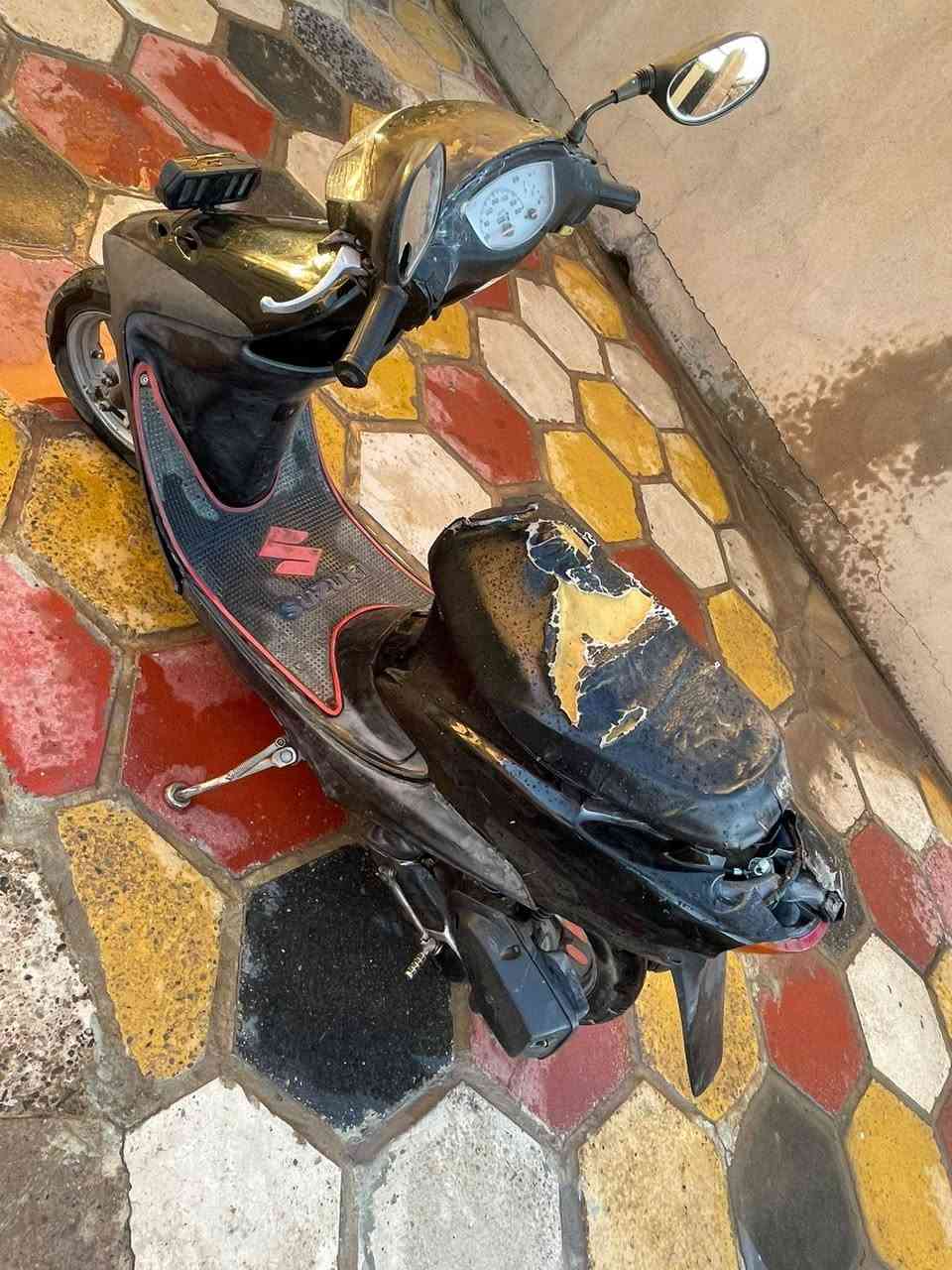 دراجه هونده للبيع. مجفت محركه. سعر. 175. بيه مجال لطيبين. لتواصل
***********
***********
