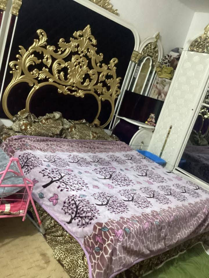 سلام عليكم غرفه تركي ١١ قطعه اكو قطع ما مصورهن سعره 600 وبيها مجال او مراوس ب صاج عراقي


**إذا كنت صاحب هذا الإعلان وتريد حذفه لأي سبب، رجاءا أرسل رسالة إلى الدعم الفني**