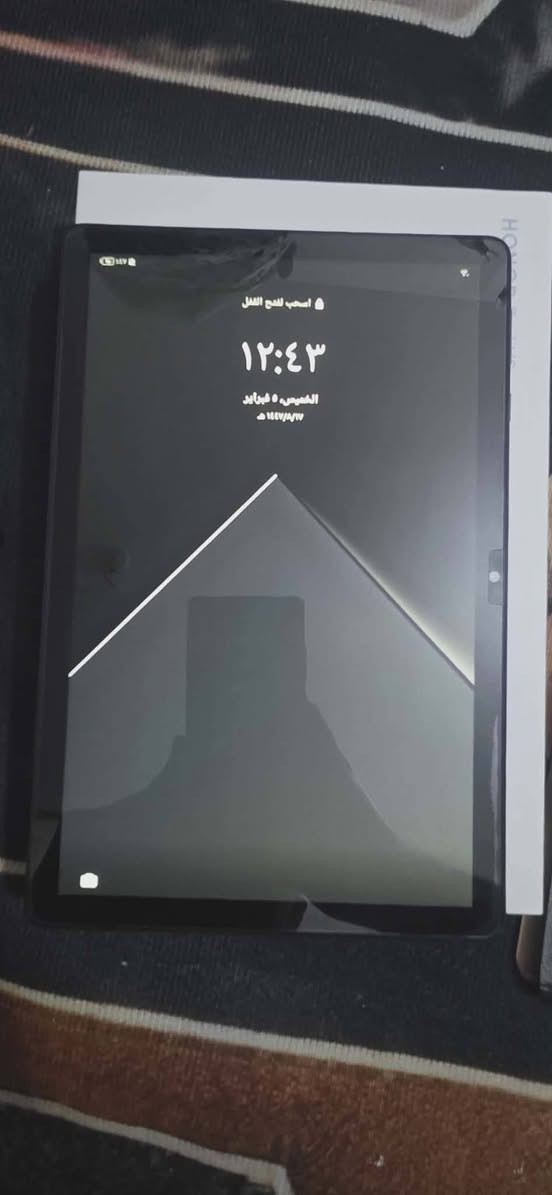 السلام عليكم
للبيع  ايباد هونر باد x8
1  الذاكره 128
 2 النضافه 100٪
 3 البطارية 100٪
  4ملحقاته شاحنه وباكيته
5 شخط ما بي
6 ايباد جديد استعمله قليل 
السعر 200 وبي مجال
المكان كربلاء المقدسه حي القادسية
رقم : *********** وتساب او اتصال
او مراسله الحساب على مازنجر
