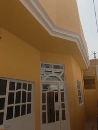 قرب اشنونا • ١٠٠م • بناء حديث