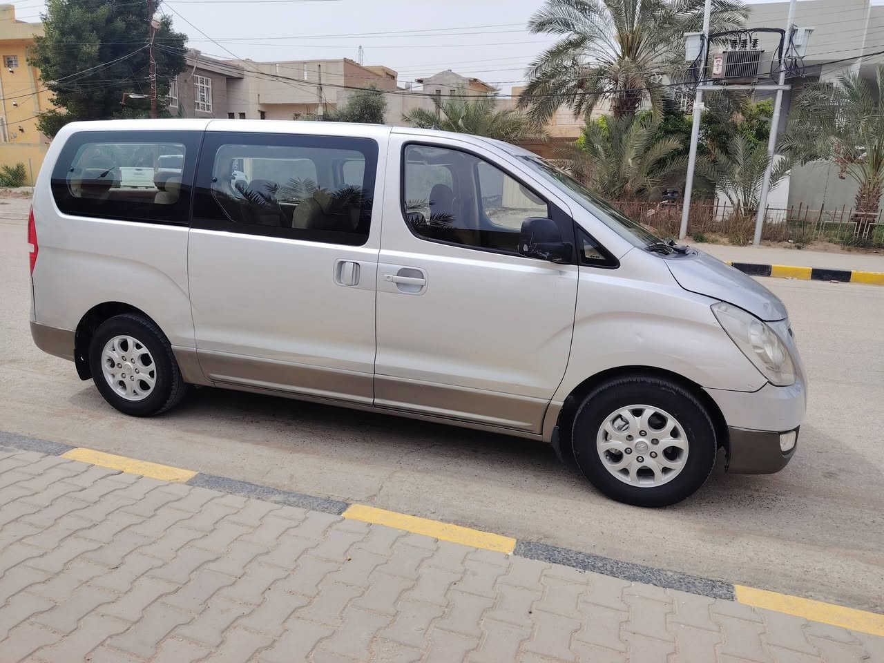 عيدكم مبارك للبيع او مراوس مديل أحدث مع الفرق حاظر ستاركس مديل ٢٠٠٩ محرك بانزين بلاد كير عادي خليجية داخل  بيجي رقم نجف دولي بسمي كفاله عامه شرط تفحص سونار ماذب عليها ربع ماشيه ١١٠ حقيقي محرك بلاد مامفتوح مكاني نجف بالمشخاب ***********
