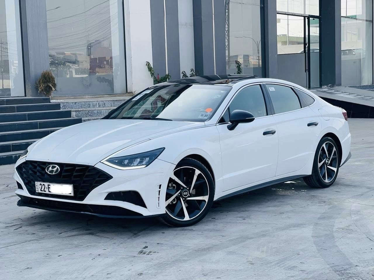 للبيع او مراوس 
سوناتا 2022 فول لميتدد سعر 185 مجال بسيط 
صبغ فقط قطعه كلير بدون دواخل بدون ايرباك 
محرك حجم 1600 تيربو 
محرك كير تبريد طخم وضع شركه 
مواصفات 
بانوراما 
بصمة ابواب بصمة تشغيل 
تشغيل عن بعد 
شاشه كبيره كامره خلفيه 
رادار امامي مانع تصادم 
حساس خلفي 
نقاط عمياء 
كشنات كهرب 
هيتر كشنات 
كشنات جلد 
تحديد مسار 
قياده ذاتيه 
اربع انضمة قياده 
سياره جاهزه وجديده 
رقم جديد هزه وسنويا جديد شرط التحويل 
مكان سياره موصل 
***********
