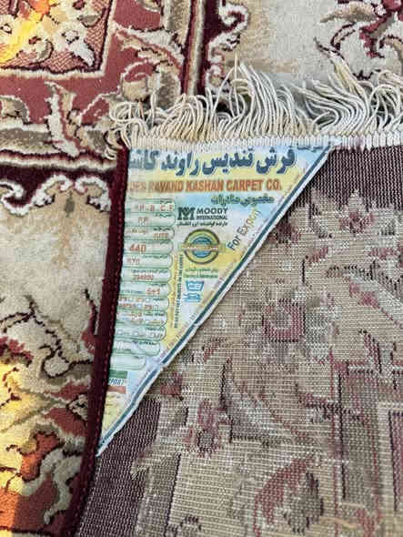 السلام عليكم زوليه إيراني ٣×٤ مستعملة ب٢٥كربلاء حي الحر فلكة الثورة ***********
