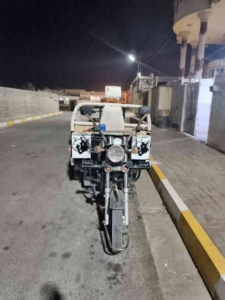 السلام عليكم ستوتة للبيع موديل 2021 نضيفة مابيهة اي شي السعر مليون و 400 وبيها مجال مكاني الدجيل حي الجمعية الشراي يتصل ع رقم وتدلل هأ***********
