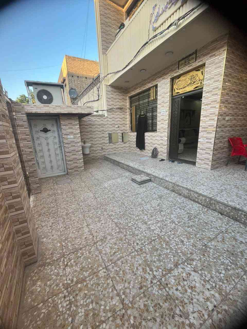للبيع بيت مساحة ١٦٠ متر طابقين بناء حديث الشعلة الرحمانية مقابل جامع سيد عباس للاستفسار***********
