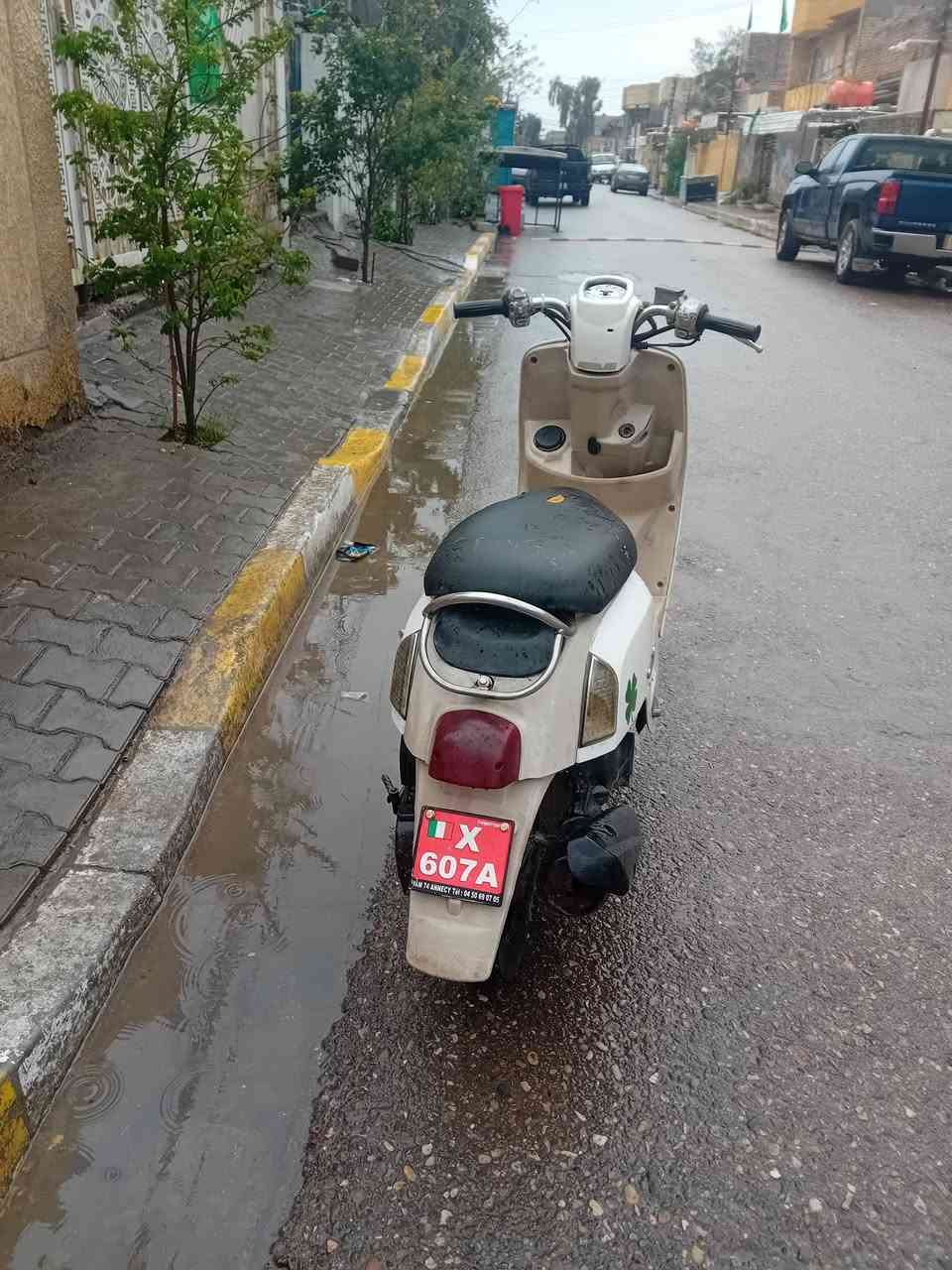 دراجة ماكس بوليس سرعه 120  كابريتر  دراجة مرتبه وحلوه سلف هندر كهربائيات كلها شغالة دراجة بلاديه محرك بلادي كفرات مختمة دراجة تخبل بس شادلها تخم كلجات تجاري فقط السعر ٥٢٥ وبيها مجال العنوان /الشعلة _جكوك/ ***********
