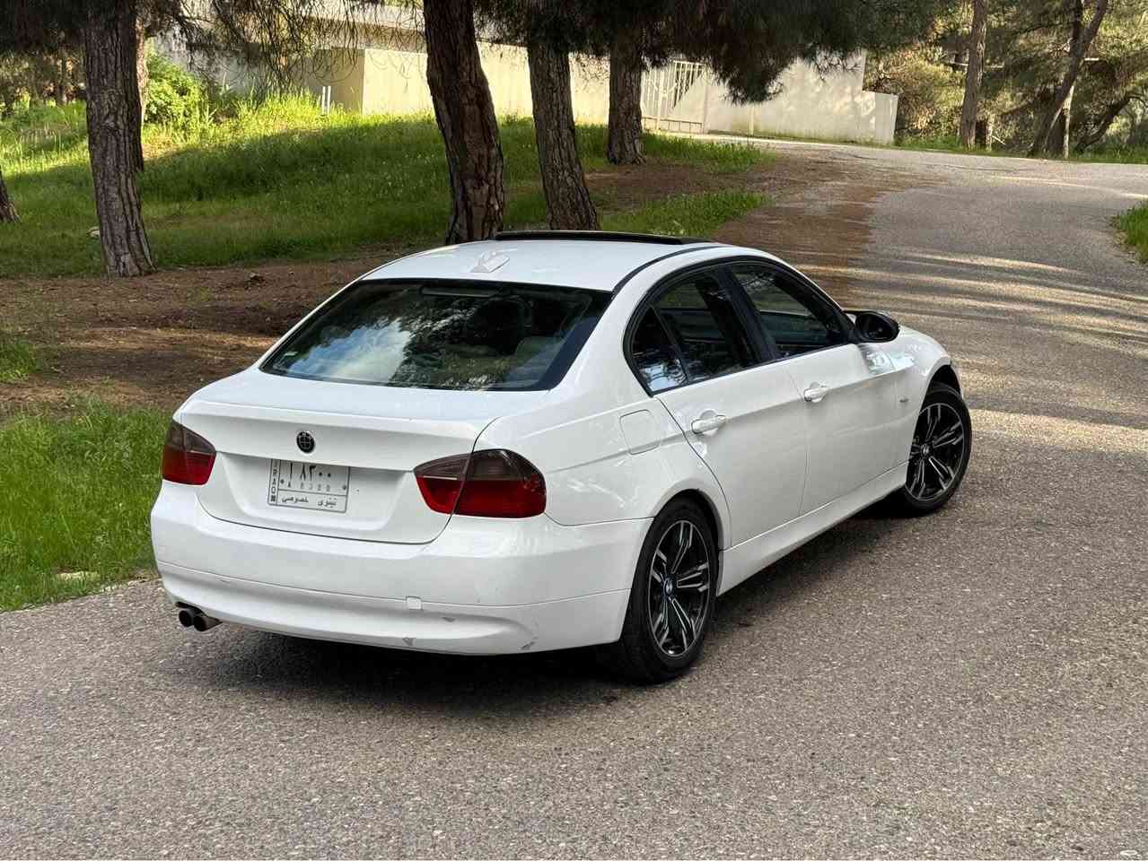 سلام عليكم بيع او مراوس حسب القناعه
BMW 325 V6 2008 
 2008بي ام 325 6 سلندر
محرك 2.5 مرغوب
رقم نينو جديد و مميز و السيارا بسمي تحويل فوري
السيارا فول موصفات
السيارا صبغ عام 
مكان سيارا دهوك
السعر 78 ومجال بسيط

للستفسار///
***********
***********

موصفات///
فول موصفات
سلايت
كشن كهرب
فول تحكمات ستيرن
3 انضمه تحكم سياقه
بعد بيها هوايه شغلات دهوك, العراق
