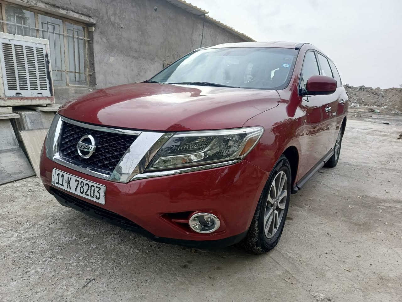 السلام عليكم
للبيع نيسان باثفندر موديل 2014
7راكب لون احمر دم الغزال محرك 6 سلندر 3.5 
كشنات جلد أسود 
كشنات كهرباء 4 كشنات  تدفئة امامي خلفي 
حساسات شاشة كاميرا تشغيل بصمة 🫆 
جنطة شفط كهرباء 
مكان السيارة بغداد 
رقم بغداد انكليزي 
السيارة جاهزة و نظيفة 
بيها كم قطعة صبغ جزء من القطع بسبب الشخوط 
حادثها سرقة كير و مكينة 
للأستفسار الاتصال على *********** وات ساب
