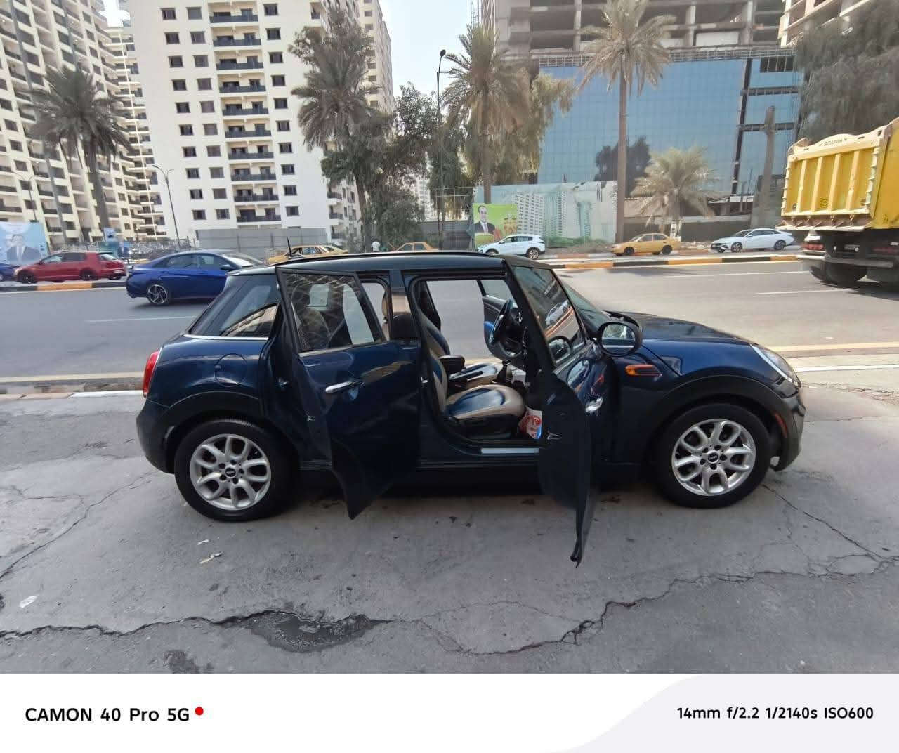 ميني كوبر  2018 نظيفة جدا  لون مميز 
داخل مميز 
بدون اي نقوصات
بنيد صبغ اثر الجراد 
الفيديوهات موجودة قبل وبعد الصبغ
١٣٠٠ توربو طيارة
 اقتصادية جدا
رزنة جدا 
تبريد ثلج
مواصفات عالية جدا 
نادرة بنظافتها
٤ ابواب بلادي 
فتحة سقف
تحويل ثاني يوم رقم بغداد 
المكان بغداد الكرخ
السعر ١١٥
التحويل ثاني يوم

رقم صاحب سيارة 
***********
