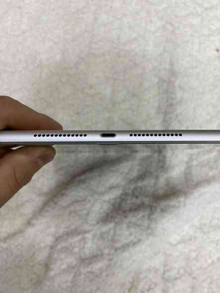 ايباد 7ذاكرا/32/بطاريا ما مبينا سعر 150 قفل شراي واتساب***********
