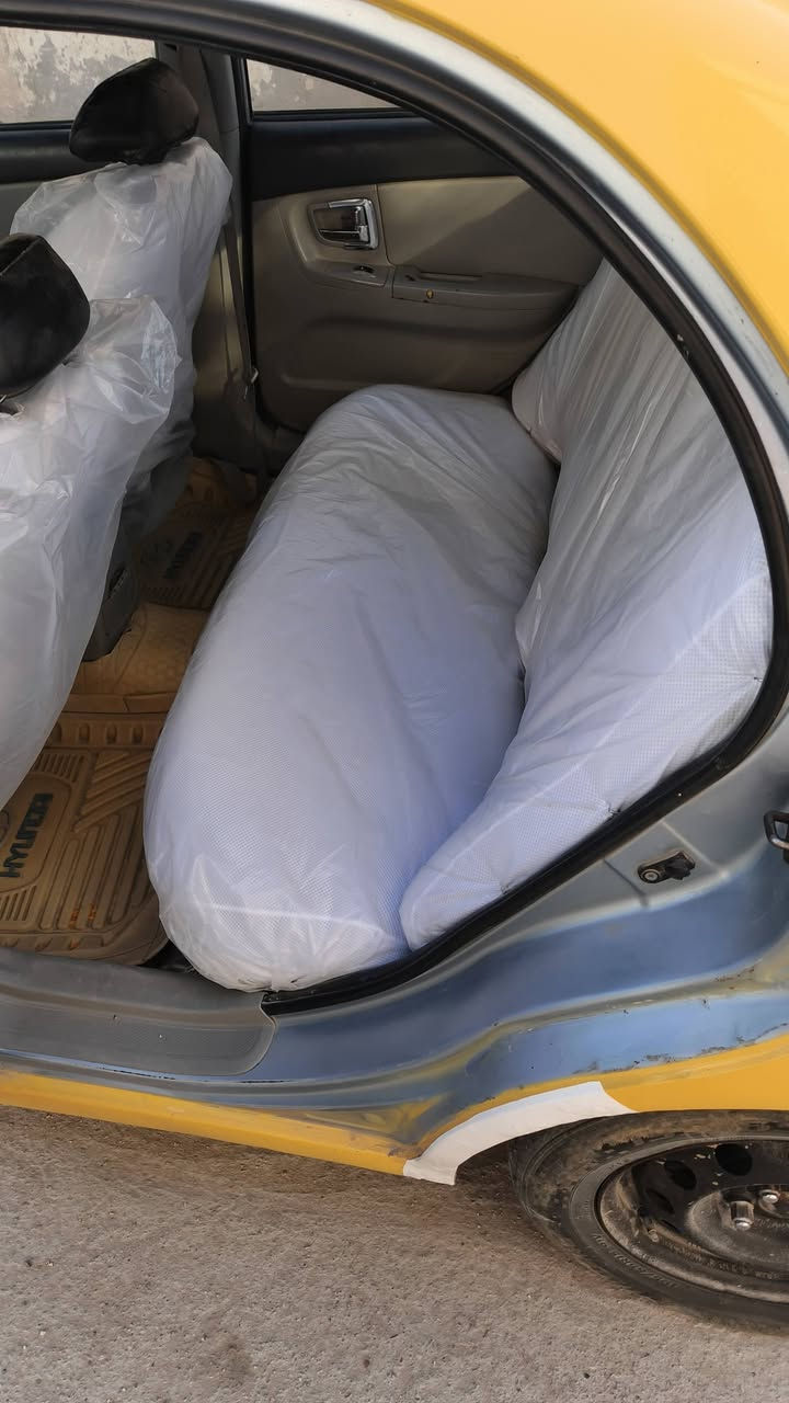 السلام عليكم سياره سبكتره ٢٠٠٨ ضربته جاملغ أمامي مبدل بنيد كير ومحرك وتبريد خير من الله عليه هيئة وغرامات ٨٠٠يطيح من سعرها والسعر ٧٠ ومداور ثاني يوم 
***********
