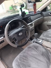 سوناتا للبيع مگصوص موديل ٢٠٠٨ كير محرك شرط صدر نص عمر تايرات جدد كهربا...