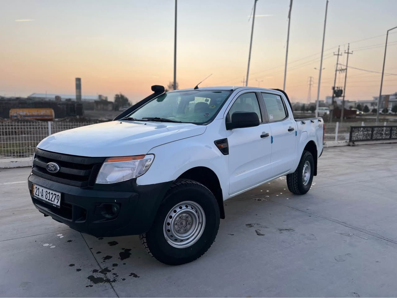 فۆرد رەنجەر مۆدیل ٢٠١٢ گاز انجیکتەر و سۆپەرە گێر مەکینە ئەکسل نەشەرت سەیارەکە سەنەوی تازەیە ٤ تایەی تازەیە زۆر پاک و خاوێن ماوە ماڵی دۆست ٢ پەڵەی بۆیاغە بەبێ ناو دەعم و لێدران نرخی ١١٧ مەجال ژ.م*********** رانية, السليمانية
