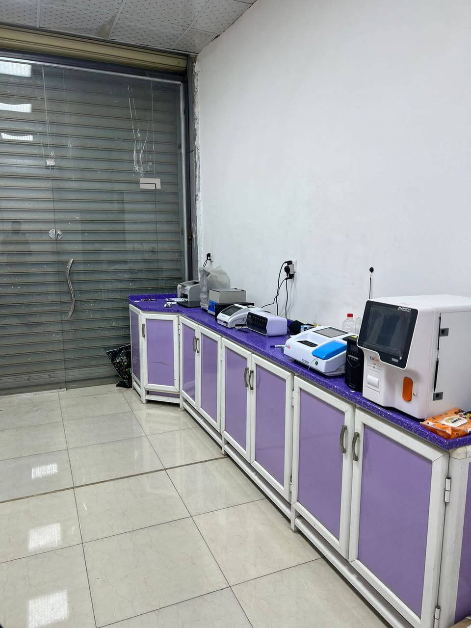 أجهزة مختبر للبيع بحاله جيده جدا استعمال جدا قليل وبسعر مناسب
cbc /ups / shaker/ جهاز  مجهر /تحليل هرمونات / حاضنه / جهاز تحليل كيمياء  /سمي اوتو اوبن سستم / سنتر فيوج /مايكرو سنتر فيوج / كرسي سحب / مستلزمات مختبر كامله / ثلاجه / 
كتات هديه
للاستفسار اكثر 
***********
