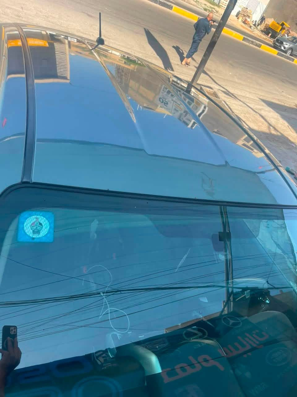 نيسان فيرسا ٢٠١٩ وارد امريكي ماشية ٩٣ميل السيارة حادثها بنيد فقط ((القمارة والصندوك مرشوشات من امريكا)) المواصفات العادية السيارة مناقصها برغي كير مكينة تبريد مكفولة
مكان السيارة بغداد / الدورة 
٨٥ وبيها مجال 
***********
