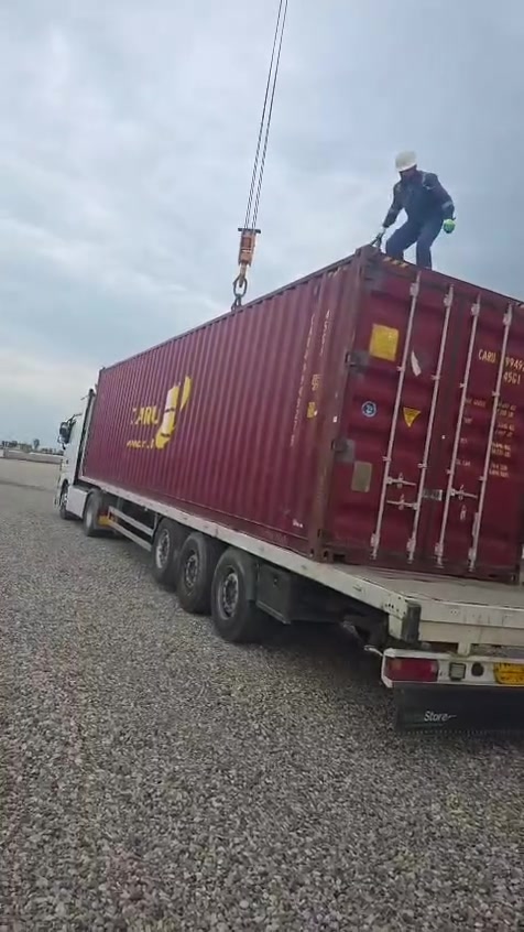 حاويات ارتفاع ٢٩٠ نظافة ٨٠٪؜ اخو الجديد للبيع في اربيل و بغداد و متوفر نقل إلى جميع المحافظات سعر ٢٢٠٠$ قفل بگاعها للتواصل واتسب 

+964 787 503 4494


**إذا كنت صاحب هذا الإعلان وتريد حذفه لأي سبب، رجاءا أرسل رسالة إلى الدعم الفني**