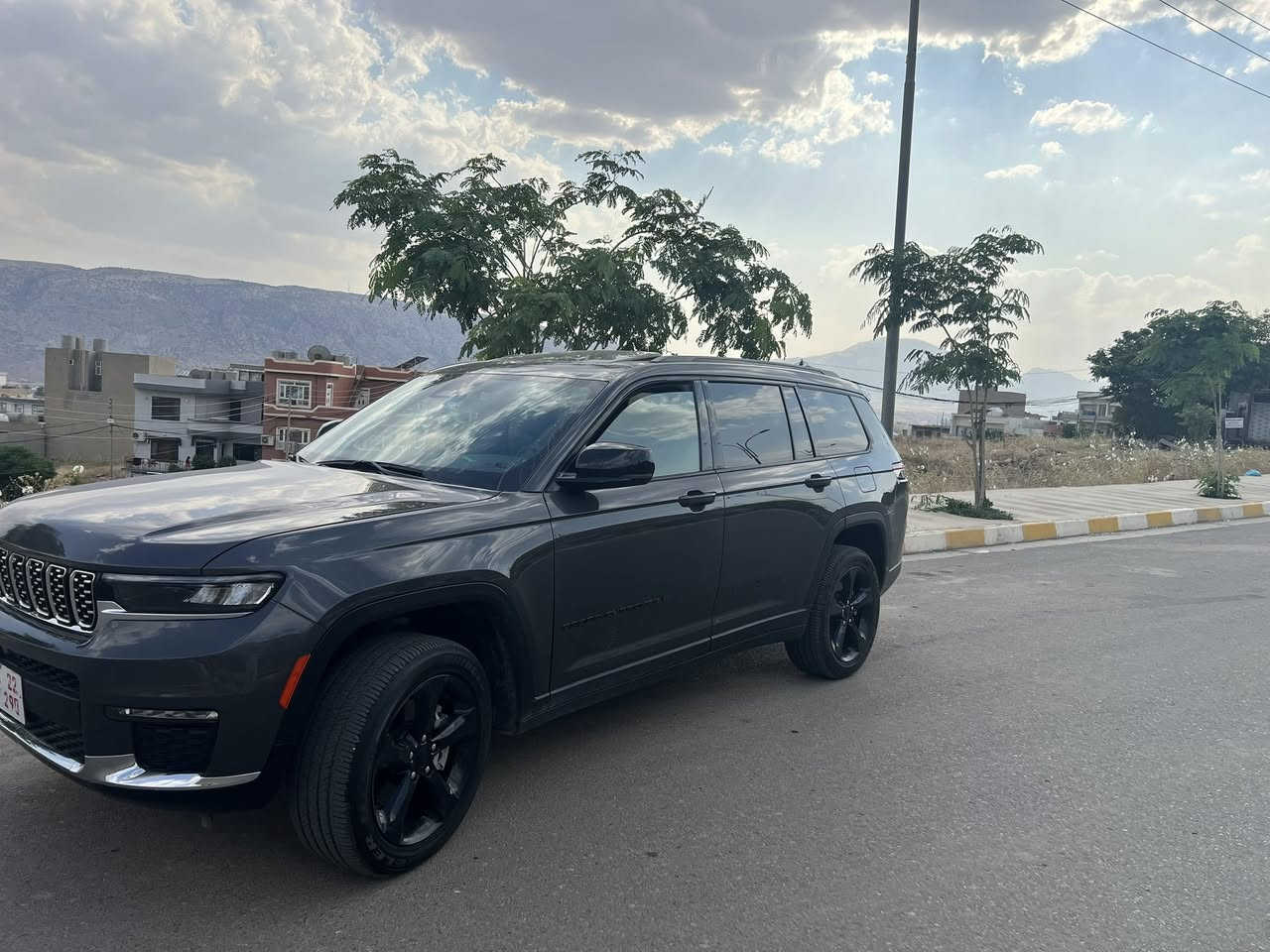Jeep grand Cherokee 2025نيوه ى بؤنيدى بؤياخه به بى ناوگرتن و شانسى مايل ريشتوه 7سعر ٢٩٥گه لا و مه عمه له ٣مانگ كاتى له گه ل دايه ٧نه فه رييه ره قه م موبايل ***********
