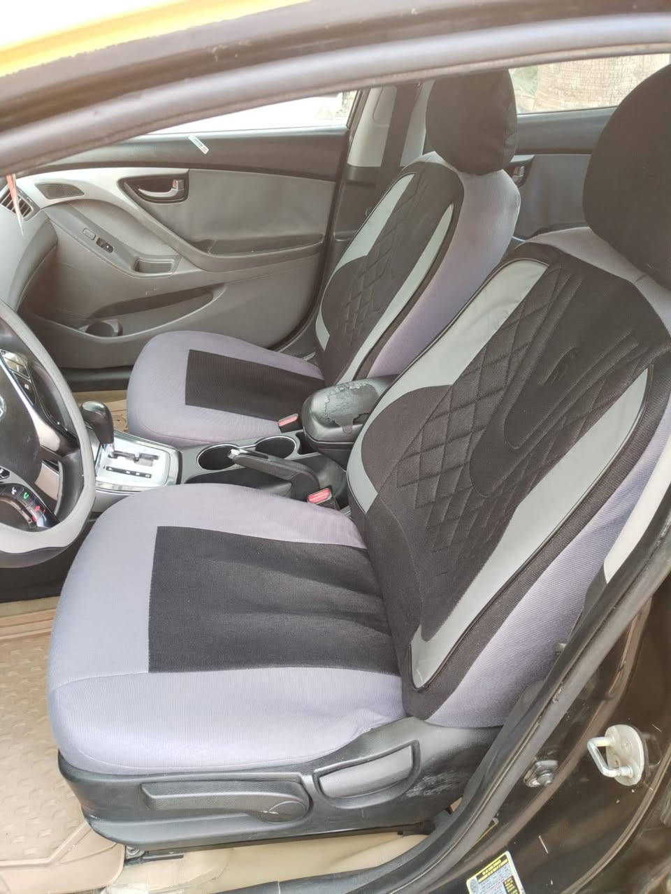 سلام عليكم للبيع النتره مديل 2012 وارد امريكي حادثه جاملغ وبنيد سياره حلوه جاهزة مكينة كير صدر تخم تاير خير من الله تبريد ثلج رقم بغداد دولي تحويل مباشر بسمي مصفره هيئه وغرامات سعر 92 وبيه مجال للطيبين مكان بغداد دوره رقمي ‏‪***********‬‏
