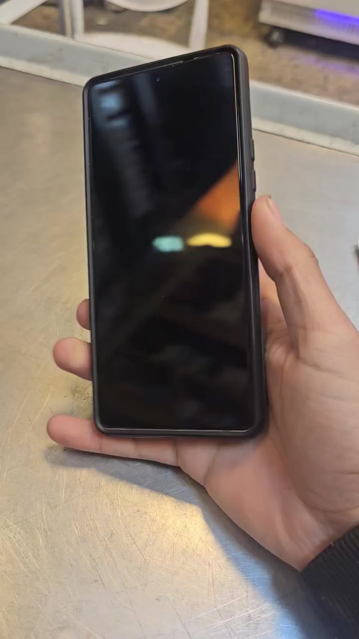 للبيع 
انفنكس جيتي 20 برو غني عن التعريف 
ذاكره 256
رام 12+12
بطاريه 5000
شاشه 144 هيرتز
بوبجي 120 فريم
المعالج 8200
رقمي *********** واتساب
عنوان النجف خان لمخضر
