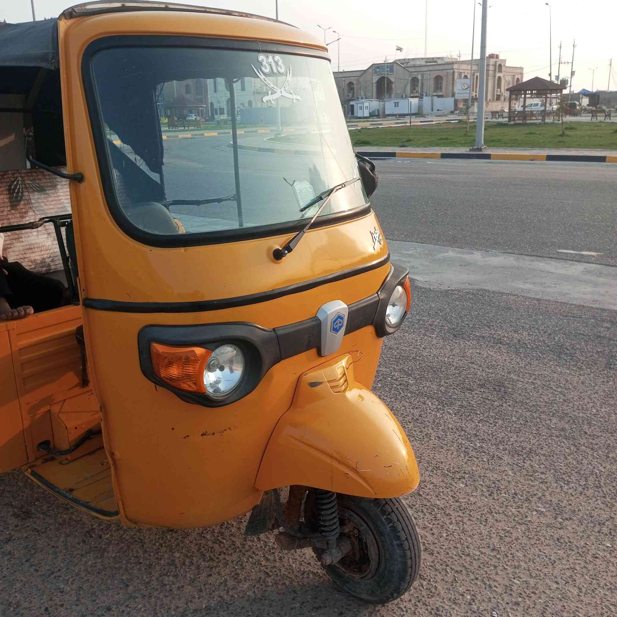 السلام عليكم تكتك بياجوو للبيع مديل 19 اوراق مكينه مفتوحة السعر مليونين ونص وبيهه مجال العنوان البصره الهارثه ***********
