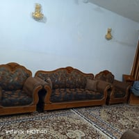 تخم ١٠ مقاعد • نظيف • كريعات