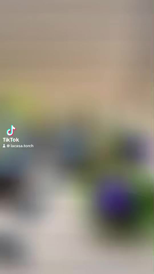 فواحات وتوزيعات رمضانية غاية في الجمال عطور زيتية طويلة الأمد ذات قاعدة صندل ورائحة الفانيلا والمسك…🕯️ Lacasa Torch | لاكاسا تورج
عالم من السحر، الدفء، والاسترخاء
بأيدٍ عراقية مبدعة، نقدم لكم تشكيلة الشموع العطرية الفاخرة المصنوعة يدوياً بكل حب لتنير زوايا منزلكم وتنعش حواسكم.
لماذا تختار شموع لاكاسا تورج؟
• صناعة يدوية فاخرة: نهتم بأدق التفاصيل لتقديم منتج يليق بذوقكم الرفيع.
• جودة عالية: نستخدم أفضل المكونات لضمان احتراق نظيف ورائحة تدوم طويلاً.
• تصاميم فريدة: شموعنا تأتي في قوالب زجاجية فنية تحتوي على أصداف وأحجار كريمة تضفي لمسة جمالية حتى قبل إشعالها.
• تنوع عطري: روائح مختارة بعناية لتناسب كافة الأجواء والمناسبات.
للتواصل والطلب:
يسعدنا خدمتكم دائماً عبر الأرقام التالية:
• 📞 +964 784 136 3228
• 📞 +964 772 779 9513
📍 بغداد - العراق

أشعل حواسك.. استرخِ واستمتع بالهدوء"#بغداد_بصرة_موصل_الكويت_الخليج_دبي_ #تركيا_اسطنبول_العراق_سوريا_مصر #بصرة_بغداد_أربيل_جاري_الفولو_مي_اكسبلور #رمضانيات🌙 #ديكورات_منزليه_داخليه


**إذا كنت صاحب هذا الإعلان وتريد حذفه لأي سبب، رجاءا أرسل رسالة إلى الدعم الفني**