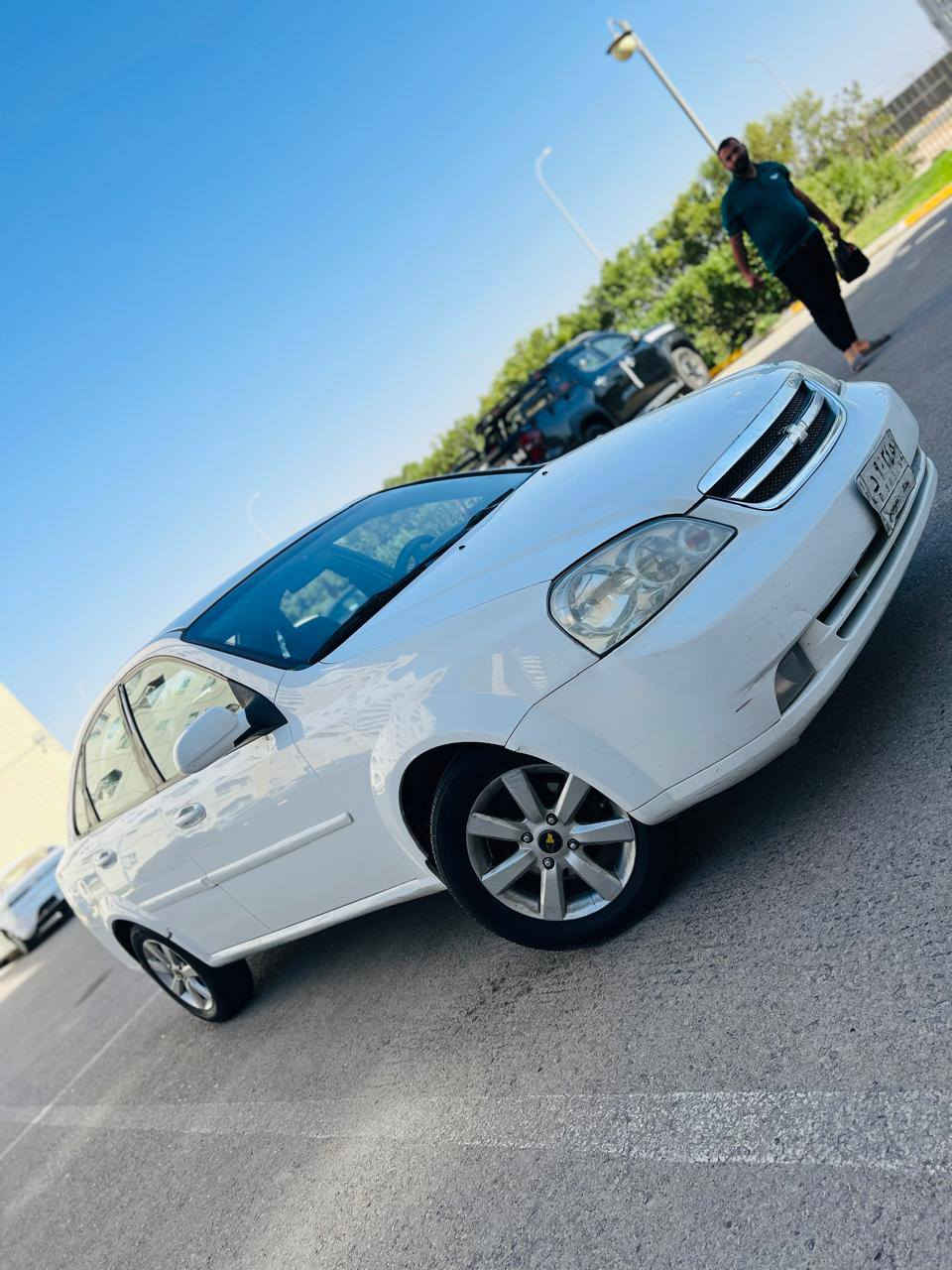 السلام عليكم 
سياره اوبترا 2011 شركة عامه 
رقم بغداد 
كير و مكينه خير من الله 
غرفتها حلوه السياره
سونار موجود 
السعر 82 وبيها مجال
أو مراوس
مكان السياره بسمايه
***********
