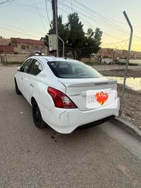 سنيي مصري موديل ٢٥ ماشيه ٤٠ الف كيلو متر وقابل لزياده بيها الباب الساي...