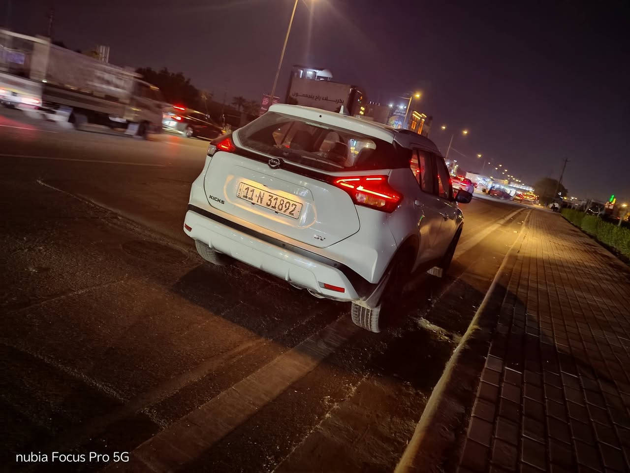 نيسان كيكس موديل 22 بيه 3 قطع صبغ بدون حادث سعر 135 بيع أو مراوس مكانه بغداد سبع  وتوصل ع هذا رقم ***********
